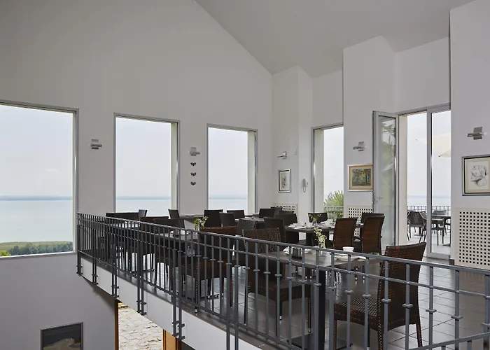 Hotel Patzay Borhotel